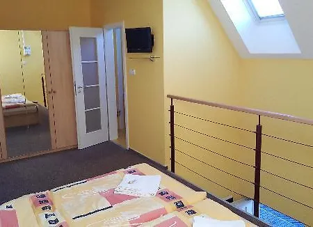 Rozárka Pensión Stare Mesto (Zlin)